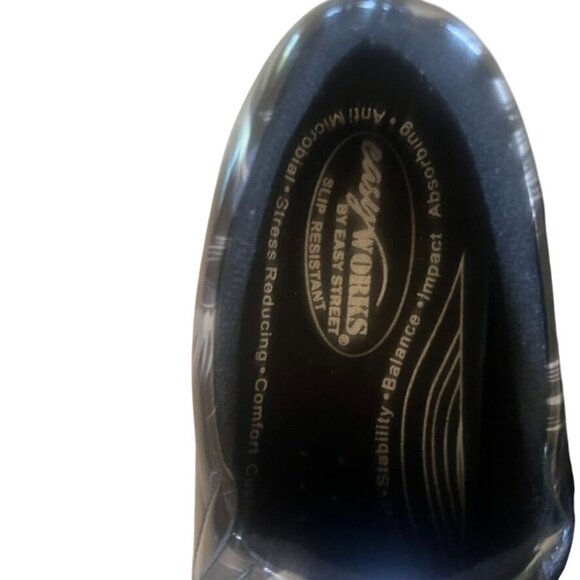 Easy Works By Easy Street Womens Slip-Resistant Clogs Black & Gray Women's 8 - Picture 6 of 6